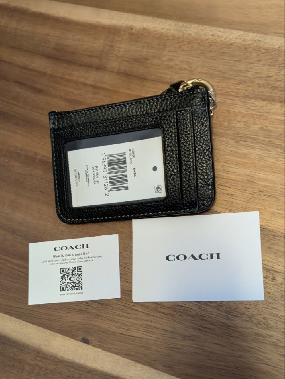 NWT Coach Black Pebbled Leather Card Case with Gold Keyring - Picture 3 of 6